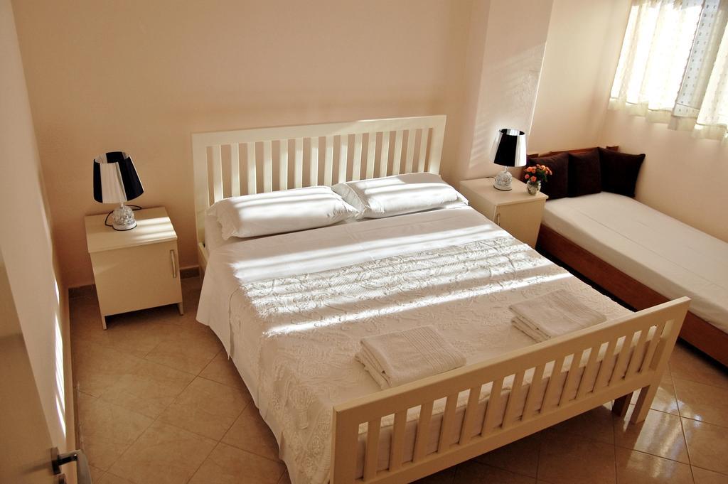 Beach Apartments Era Орикум Экстерьер фото